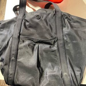 Lululemon bag